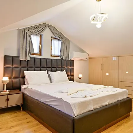 Villa Kalamos Private For 10 People In Hisaroenue