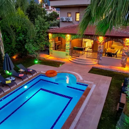 Villa Kalamos Private For 10 People In Hisaroenue