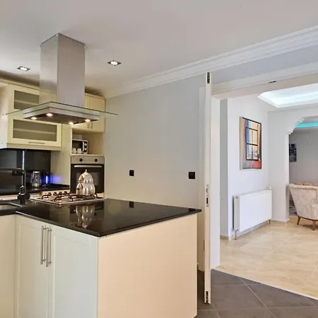 Kalamos Private For 10 People In Hisaroenue Villa